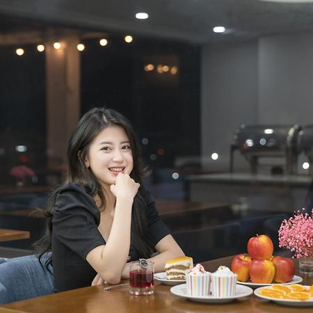 Nt Hotel Quy Nhơn Kültér fotó